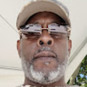 Meet your Posher, Marc